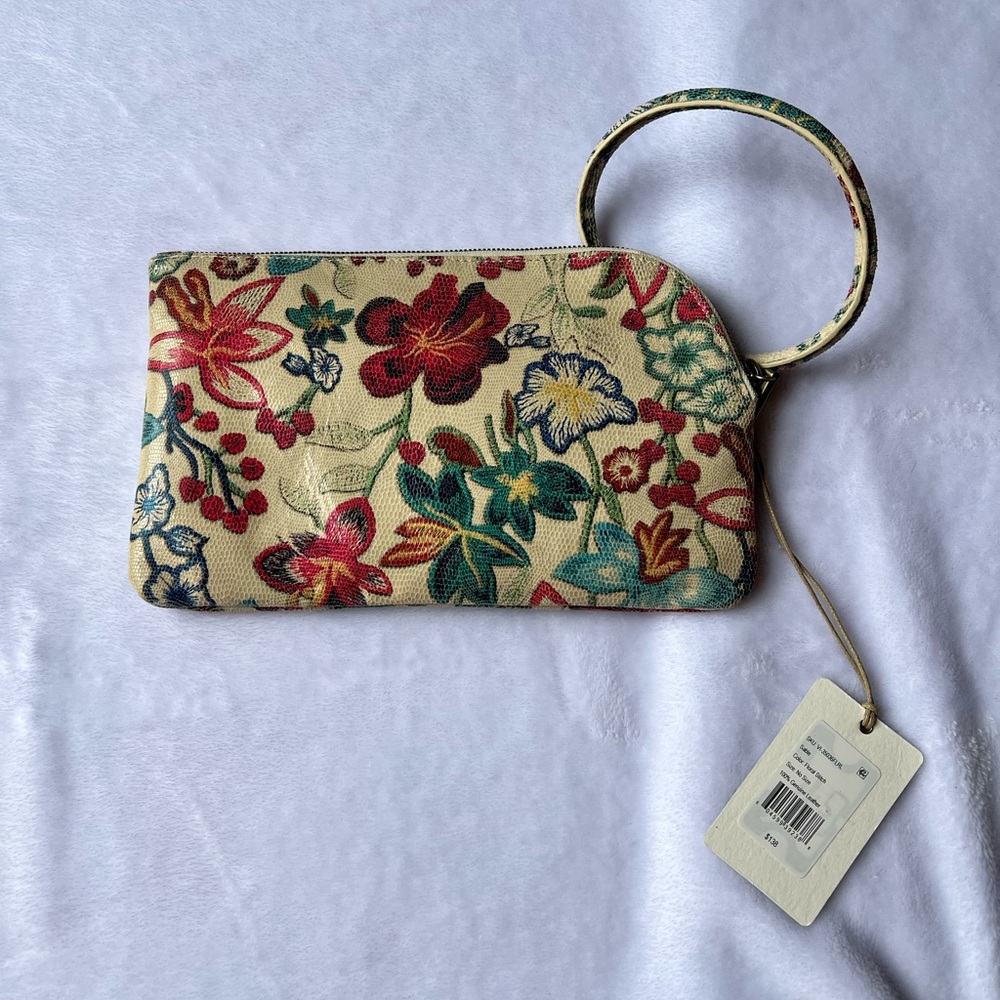 HOBO Sable Wristlet